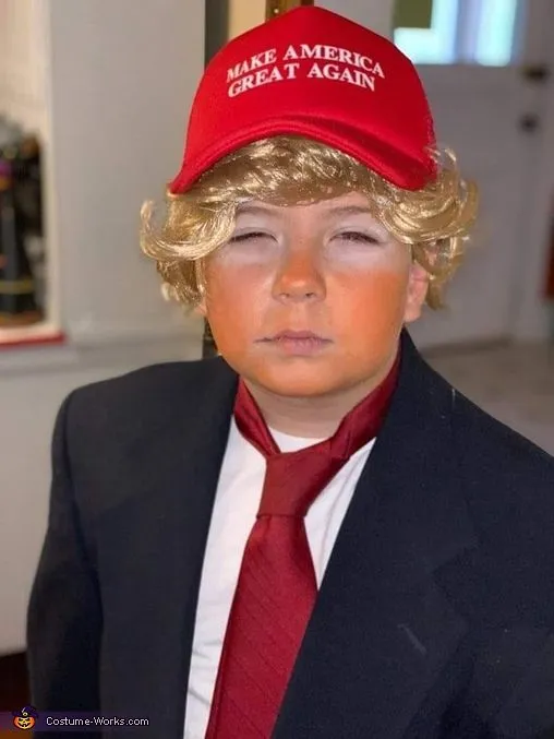 Trump costume