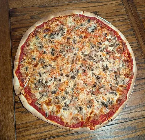 Tavern-style pizza. Image from Wikipedia link below where it's properly attributed.