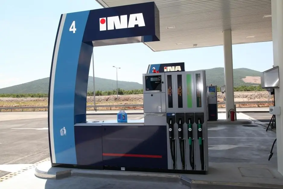 INA gasoline pump station newer model