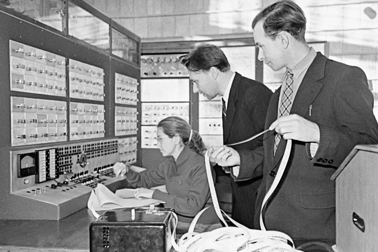 Scientific staff members working on the computing machine Setun