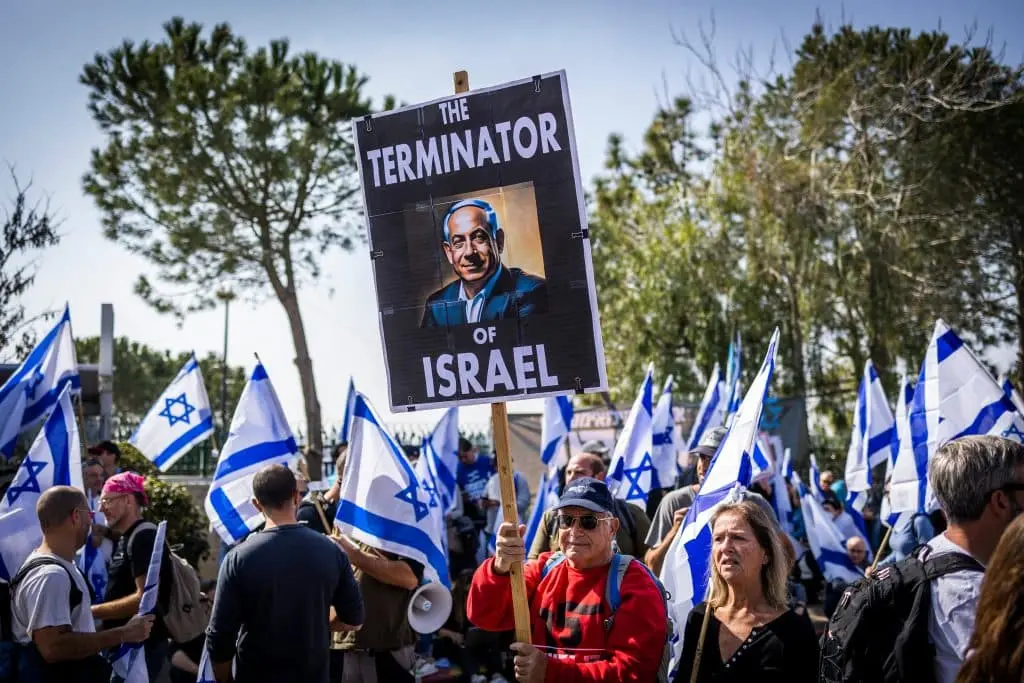 Israeli protesters during an judicial overall protests outside the Knesset in Jerusalem, February 20, 2023. (Photo: Ilia Yefimovich/dpa via ZUMA Press/APA Images)